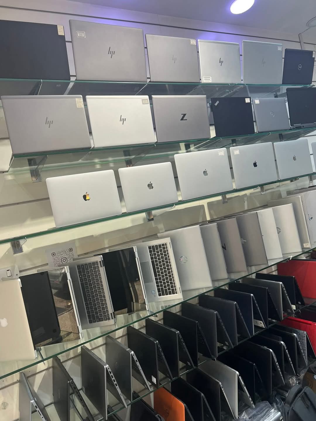 N Hoque Laptop Showroom Display